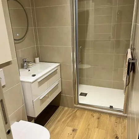 Apartment Dans Avec Piscine Villeneuve-Loubet